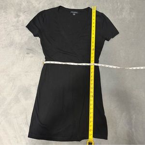 XS / EUC Banana Republic Short Sleeve Faux-Wrap Sweater Dress in Black